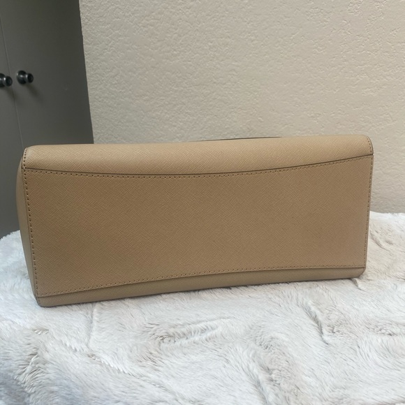 ✖️SOLD Michael Kors tote NWT - Picture 7 of 7